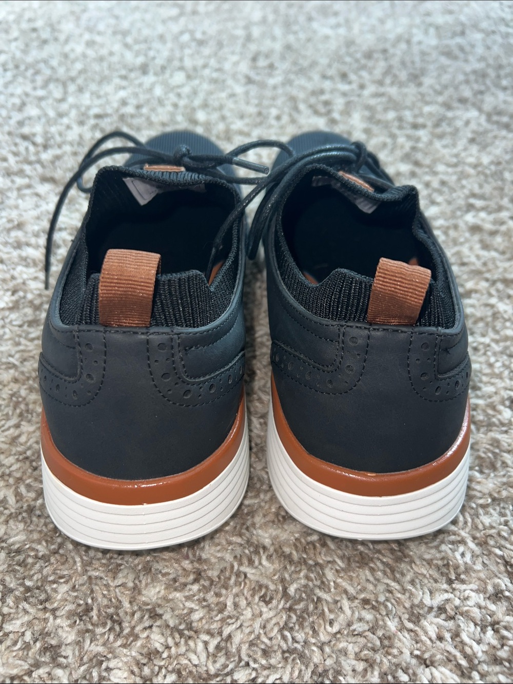 NWOT! Coostar Black Knit Lace-Up Sneakers with Brown Accents sz 8 - Picture 4 of 12
